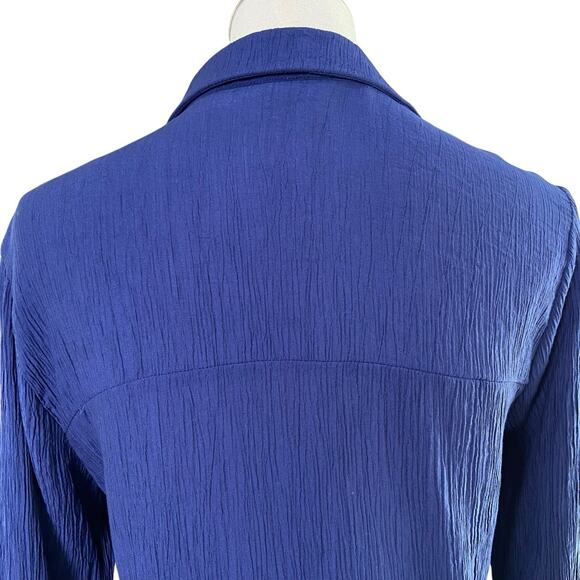 50th Street Petite Navy Blue Crinkle Long Sleeve Button Front Blouse Size PS - Picture 10 of 11